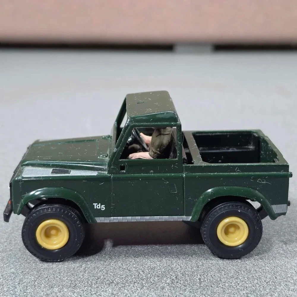 Britains Land Rover Defender 90 Td5 Pickup Truck Green RARE